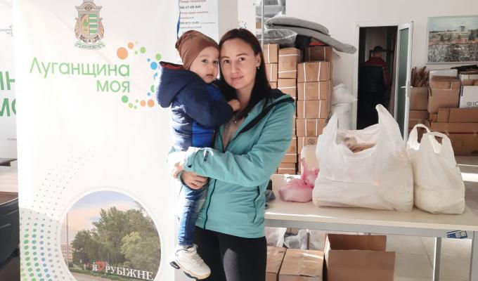 Майже 600 гігієнічних наборів надані луганчанам від Гуманітарної місії «Проліска» у Вінниц