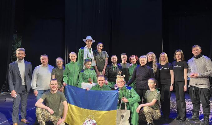 Наш обласний академічний музично-драматичний театр взяв участь у фестивалі в Чернівцях