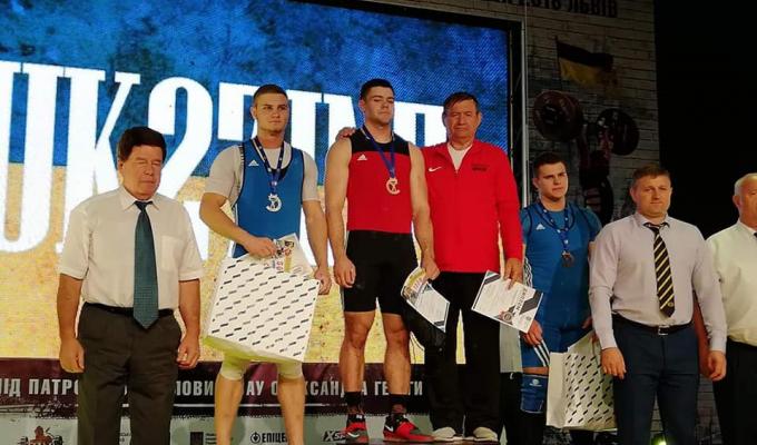 Важкоатлети області привезли зі всеукраїнських змагань п’ять нагород та друге загальнокомандне місце