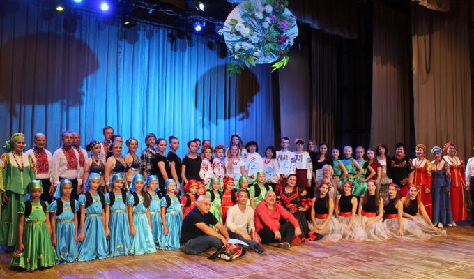 Обласний фестиваль національно-етнічних культур «Сузір’я злагоди» прийняв Сєвєродонецьк