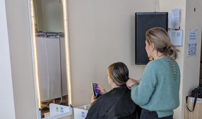 У хабі в Броварах облаштували місце для роботи перукаря