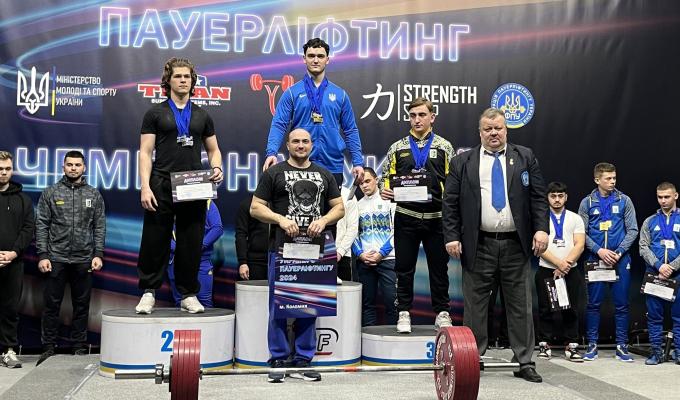Пауерліфтер з Рубіжного Олександр Лужбін – чемпіон України