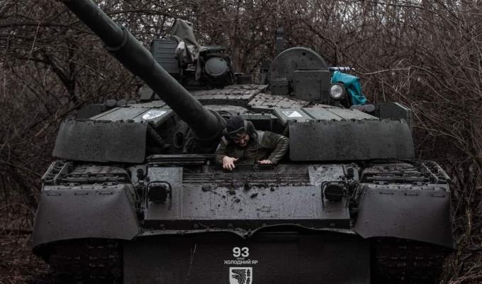 Замість обіцяного перерахунку жителі «лнр» отримують соціальні пенсії, в Лисичанську – бездіяльність комунальних служб, противник посилив наступи на Куп’янському напрямку