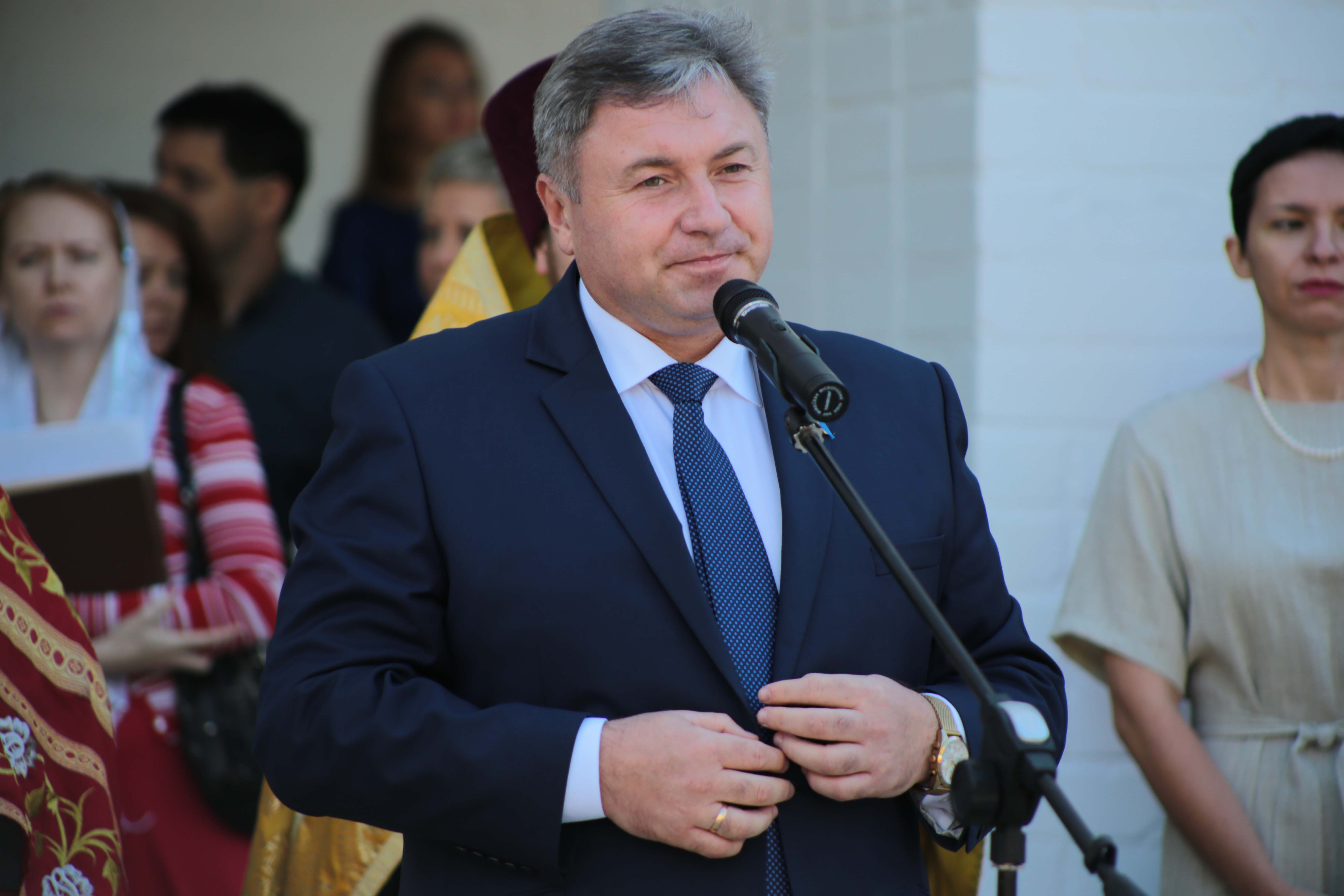 Юрій Гарбуз урочисто відкрив Луганський державний медичний університет