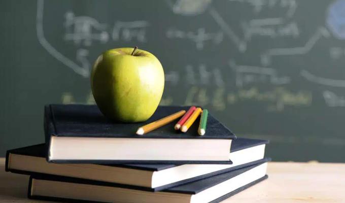 Сім’ям з дітьми шкільного віку Білолуцька громада виплатила грошову допомогу