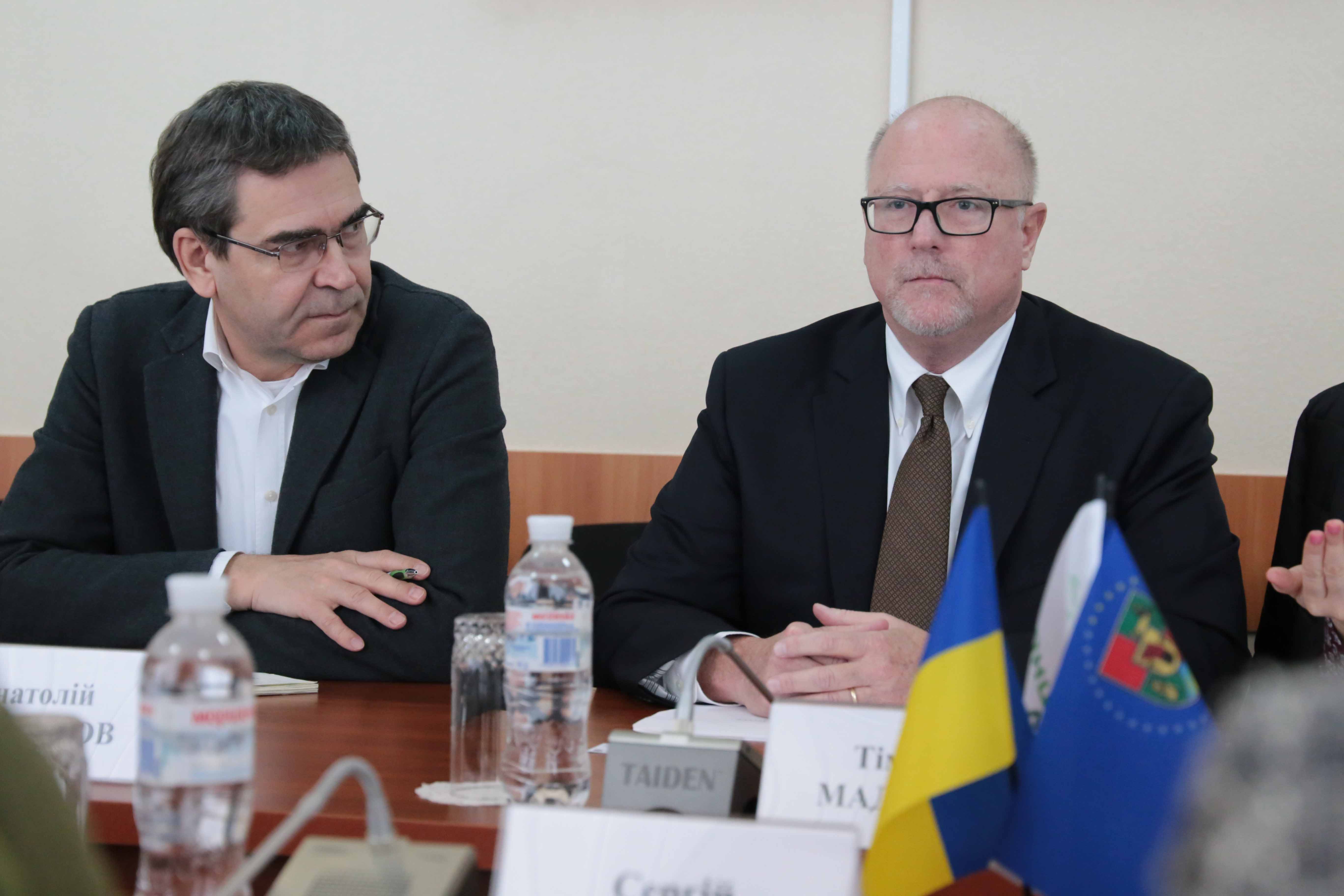 Понад 900 родин із дітьми Сєвєродонецької громади одержали грошову допомогу до навчального року