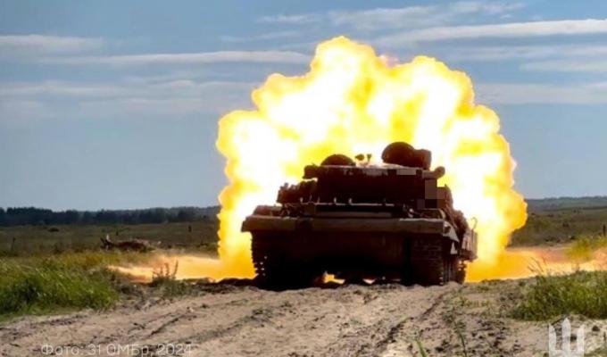 Залишилися в Сєвєродонецьку і не сплачують окупантам за воду – заборгованість складає близько 50 %, у Лутугиному вирізають завод прокатних валків, у деокупованому Невському зруйновано ще один будинок