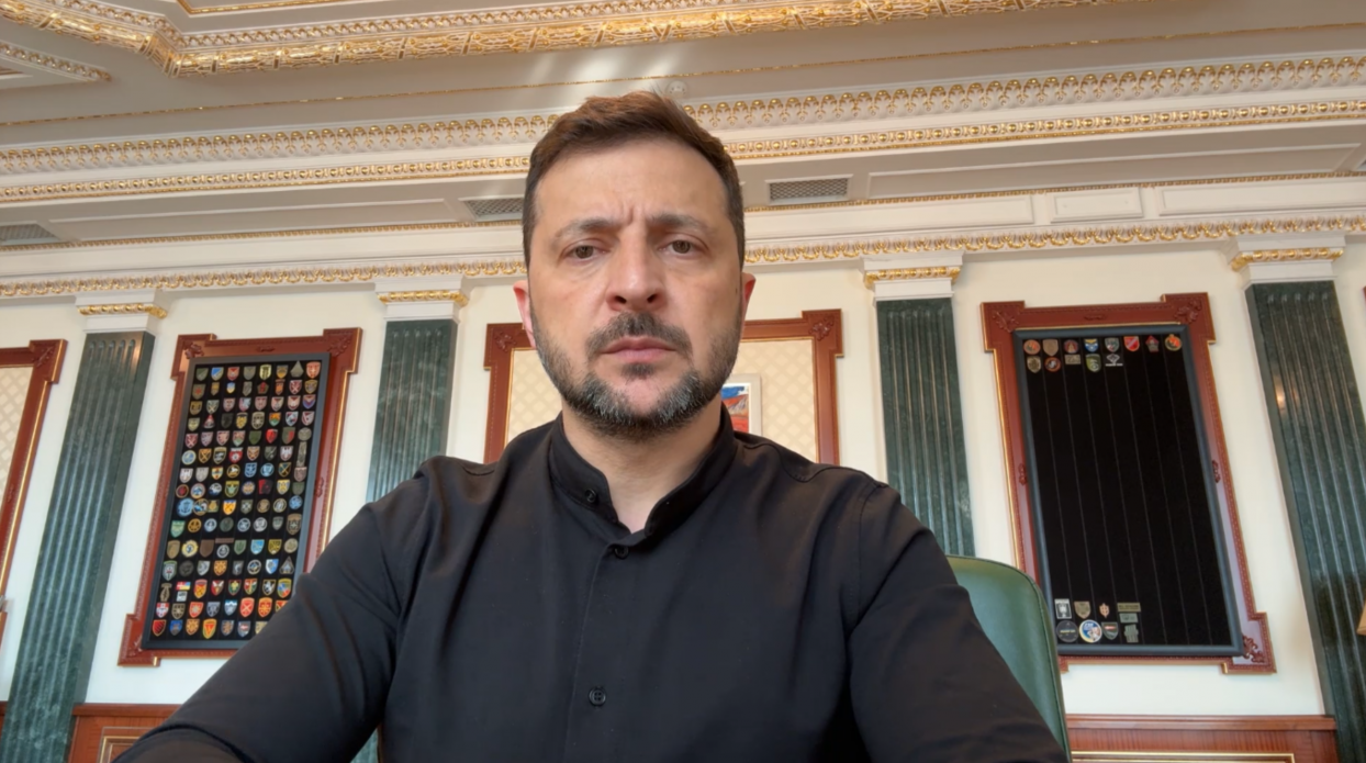 Наші підрозділи на Сумщині потроху відштовхують окупанта – звернення Президента