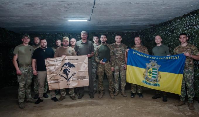 14 мавіків та потужні павербанки - Артем Лисогор відвідав позиції військовослужбовців 18 Слов’янської бригади