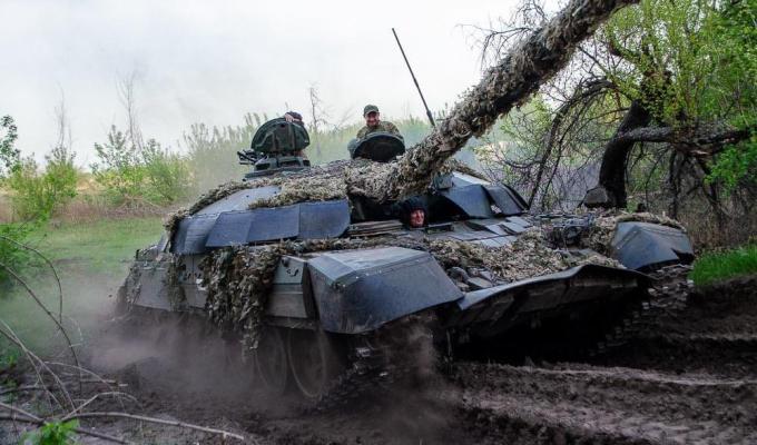За рік школярів в захопленому Сєвєродонецьку практично не збільшилося - люди майже не повертаються в окупацію, у селах Антрацитівської громади вигоріло декілька вулиць, деокуповані Невське та Макіївку атаковано з безпілотників