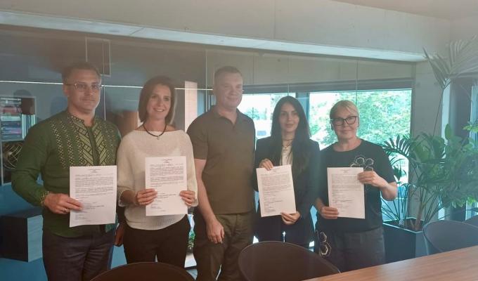 Три громади Луганщини уклали угоди щодо майбутньої співпраці з бельгійцями