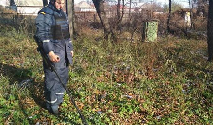 Піротехніками на Луганщині вилучено дві одиниці вибухонебезпечних предметів 