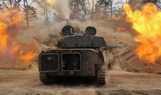 Окупанти вимагають у бізнеса списки найманих працівників чоловічої статі, комунальному перевізнику в Луганську не вистачає 300 водіїв – в місті транспортний колапс, загарбники тиснуть біля Греківки