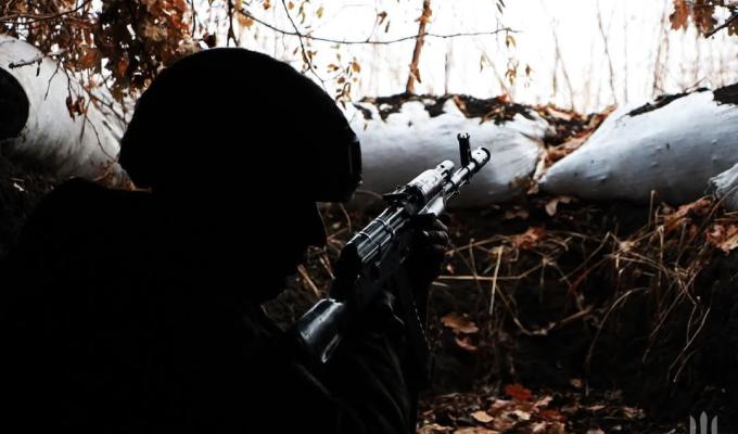 У школах «лнр» облаштовують спецкабінети «захисту батьківщини» та військової підготовки, аграріїв окупанти змушують перереєструвати техніку – дозволили й «націоналізовану», росіяни атакували біля трьох сіл Луганщини