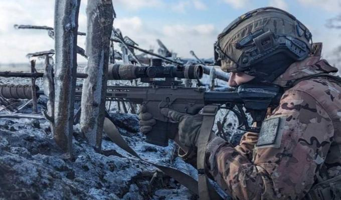У Рубіжному для міжміських перевезень «лнр» надала старі автобуси, багатоповерхівку в Сіверськодонецьку залишила вже шоста бригада ремонтників, понад 100 безпілотників застосував ворог на Луганщині