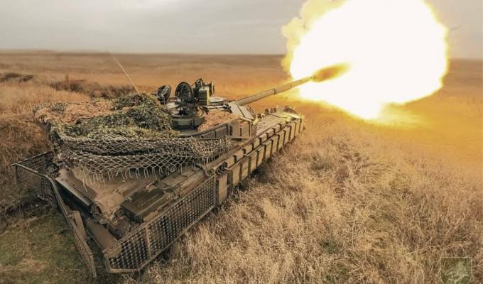 Окупанти ввели однакову квартплату для зруйнованих та вцілілих міст Луганщини, у Луганську стан системи водовідведення близький до аварійного, ворог шукає слабкі місця у нашій обороні в Білогорівці 