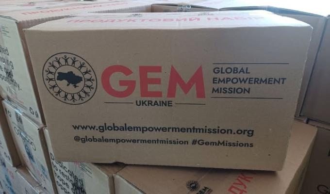 У Києві продовжують видачу допомоги від благодійників