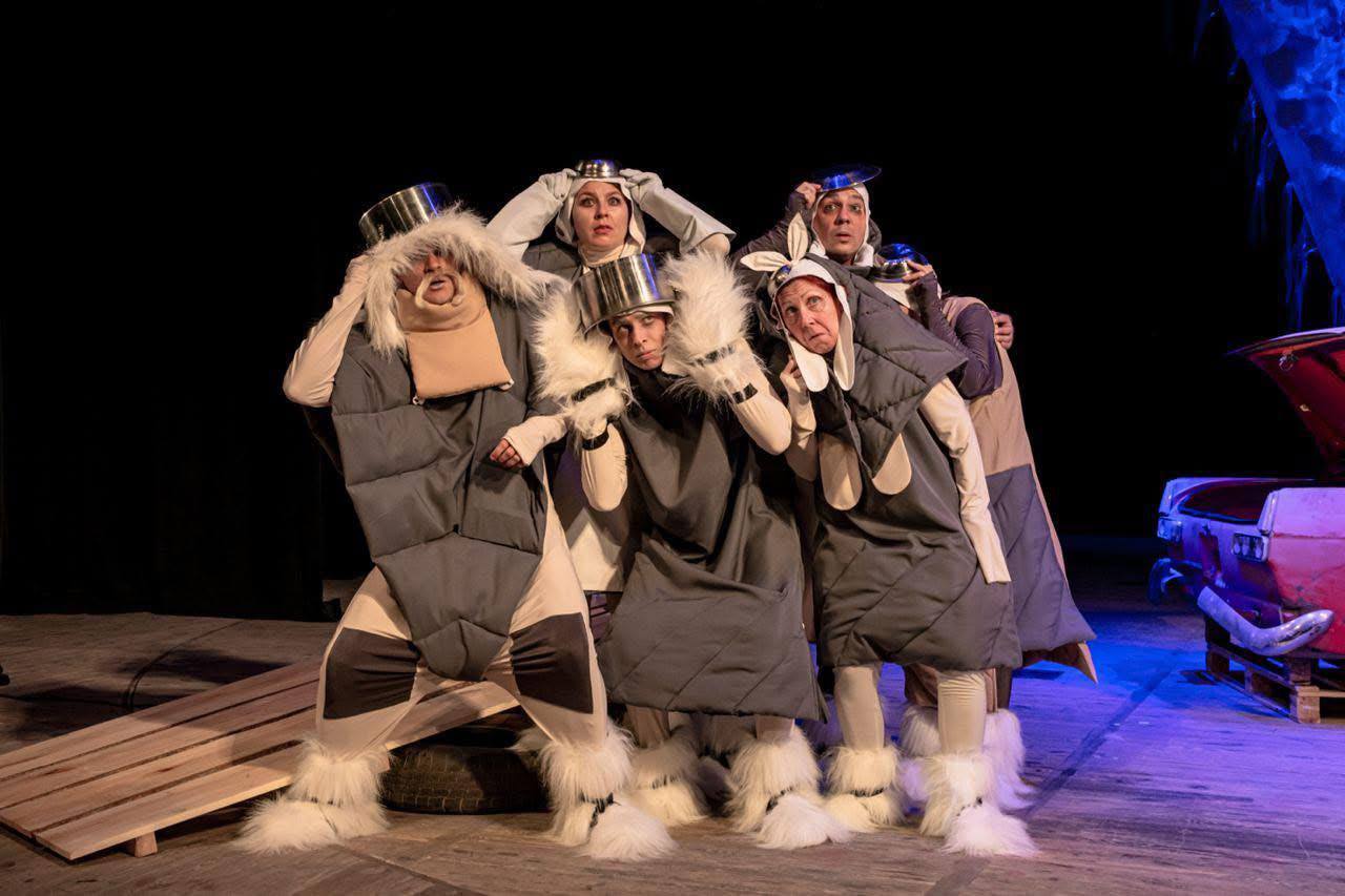 «Лавина» у Кракові: Луганський обласний академічний театр зіграє виставу у Польщі