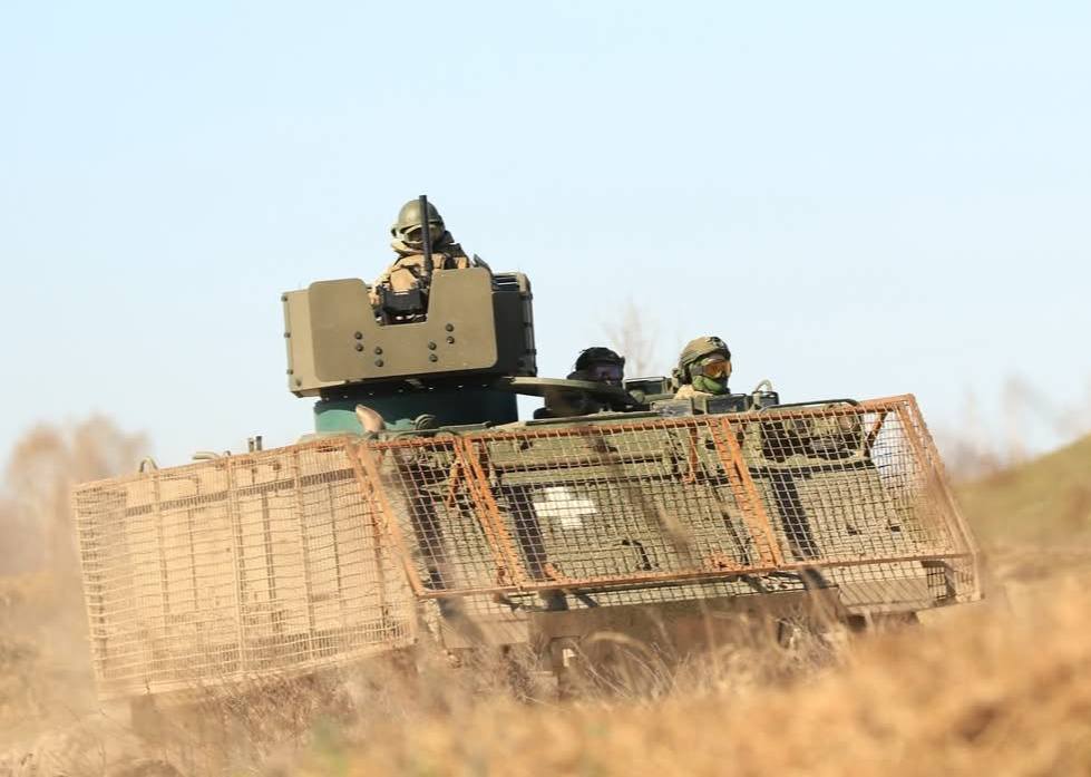 У Лисичанську населення не отримує воду, працівники водоканалу – гроші; у багатоповерхівках Сіверськодонецька не замінюють демонтовані в квартирах труби; штурм противника відбито від Білогорівки