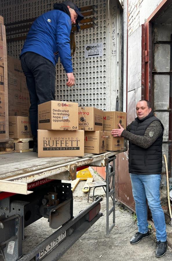 У хабі Попаснянської громади на Дніпропетровщині можна одержати допомогу від благодійників