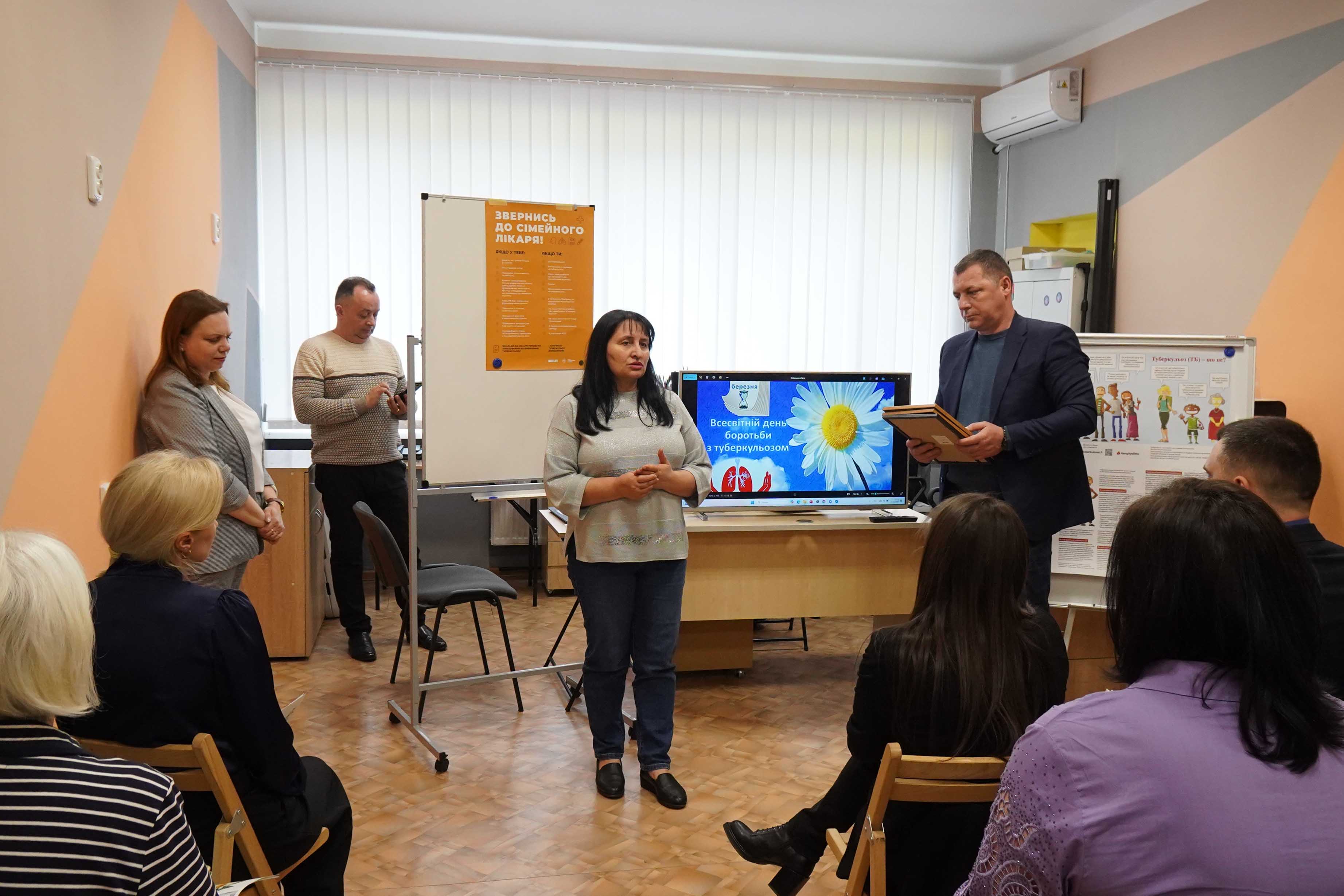 Знання проти туберкульозу: у Дніпрі для переселенців організували інформаційну зустріч