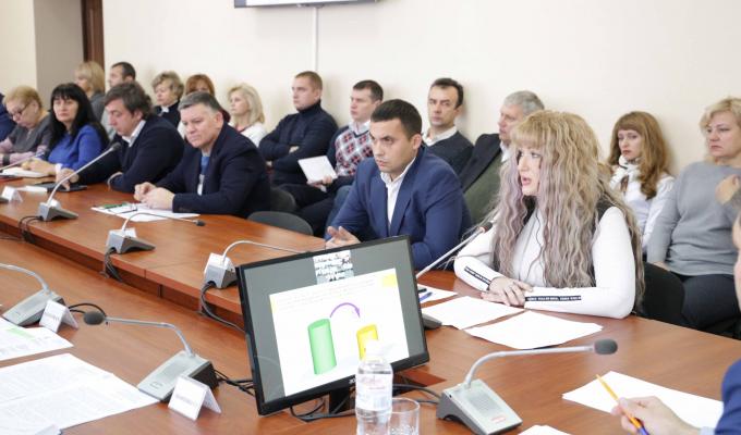 Виконання місцевих бюджетів Луганської області розглянули на апаратній нараді