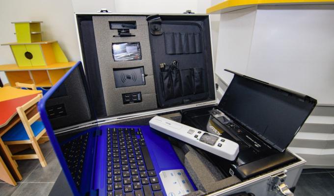 Жителі Луганської і Донецької областей зможуть отримати послуги ЦНАП вдома