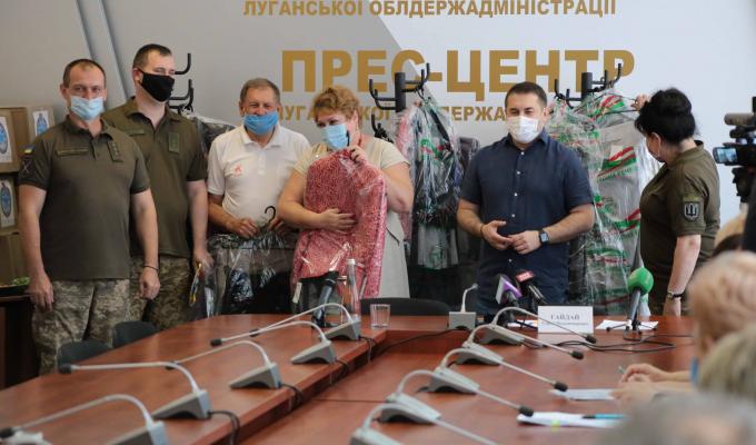 Підрозділ CIMIC вчергове завітав на Луганщину з гуманітарним вантажем для закладів освіти