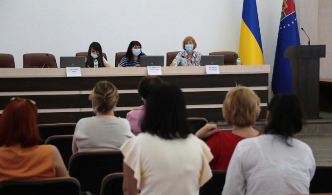 Вісім тергромад області подали заявки на субвенцію для створення спеціалізованих служб, які допомагатимуть постраждалим від домашнього насильства та насильства за ознакою статі