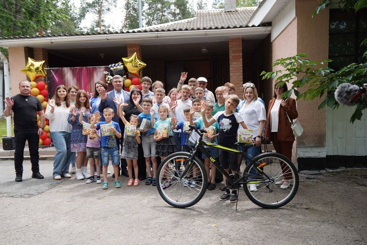 Цьогоріч п’ять дитячих будинків сімейного типу та малий груповий будинок з Луганщини отримали допомогу від Почесного консула Литовської Республіки в нашому регіоні 