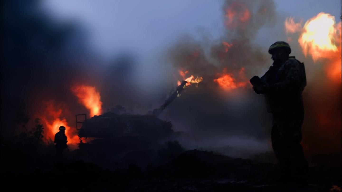 У Лисичанську росіяни заборгували комунальникам понад 18 мільйонів рублів, у Сіверськодонецьку окупанти відкрили центр обслуговування мобільних абонентів – зв’язку в місті немає, на нашій ділянці фронту ворог завдав авіаційного удару