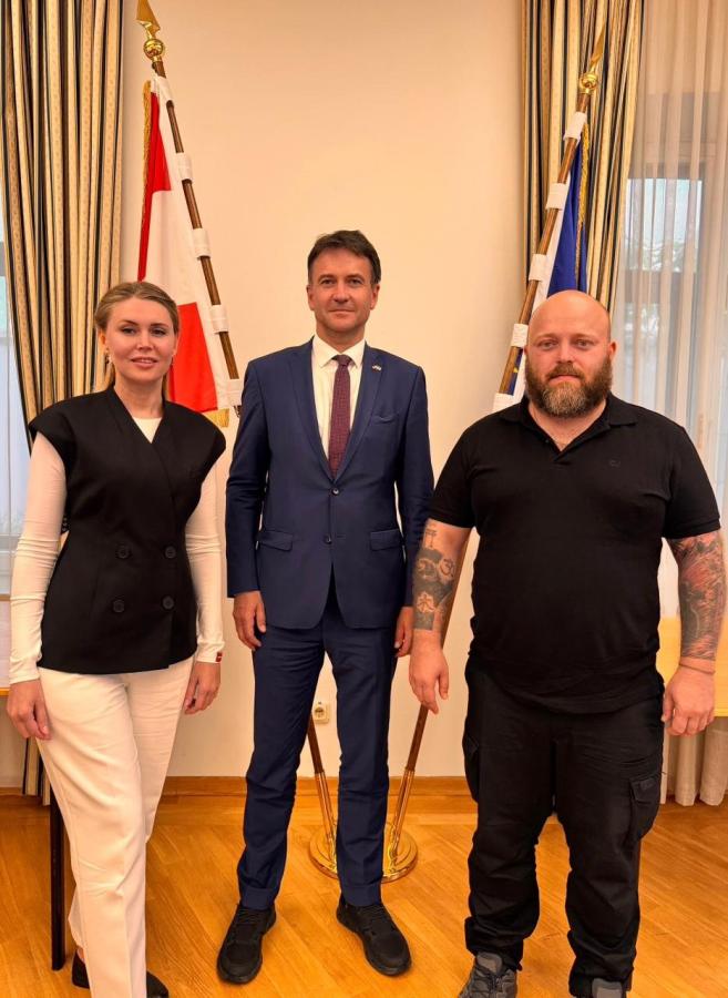 Кожна зустріч із міжнародниками – це ще один меседж від луганчан, – Олексій Харченко 