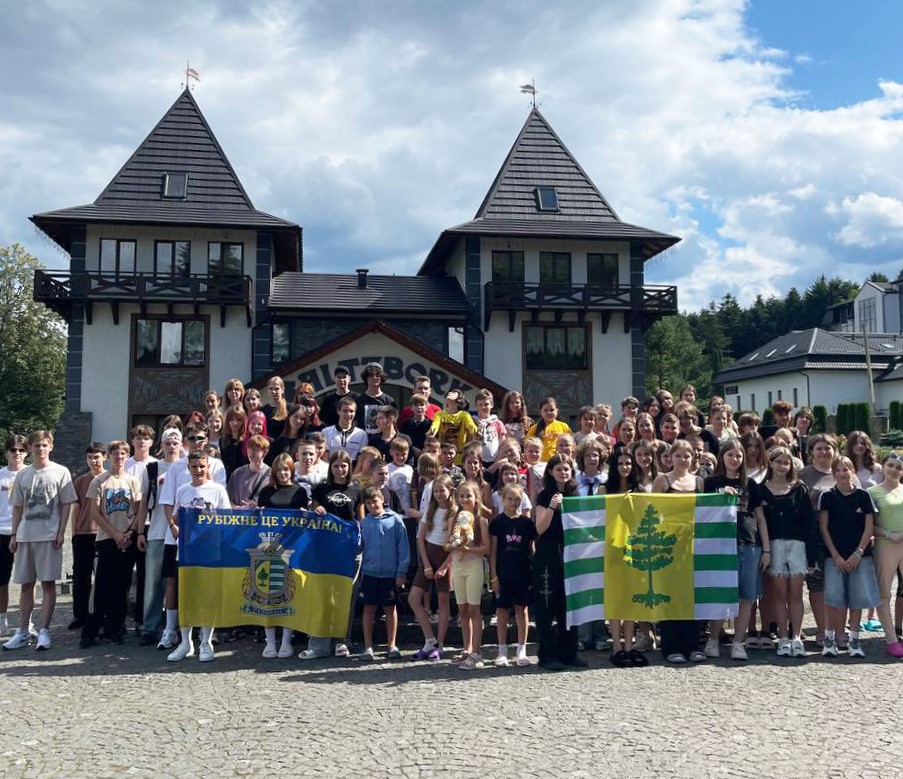 Цього літа майже 400 дітей з Рубіжанської громади мали змогу оздоровитися та відпочити 