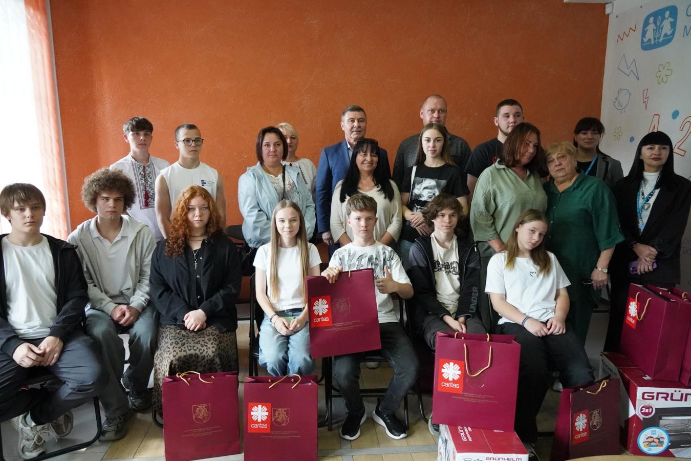 Робота – турбота про дітей: Катерина Безгинська привітала батьків-вихователів із Днем усиновлення