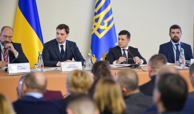 В Україні з березня розпочинається реалізація масштабного проекту будівництва доріг – Володимир Зеленський