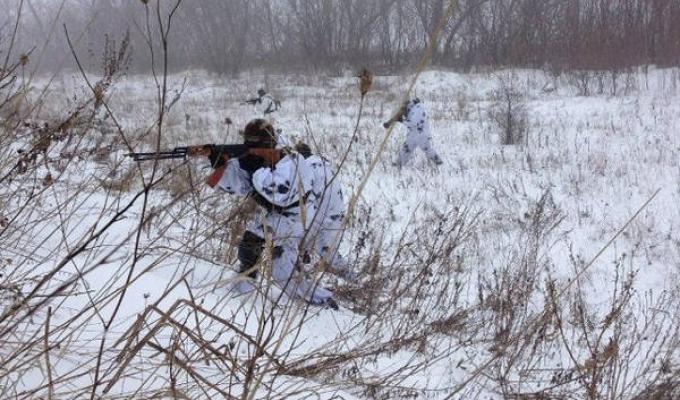 Новини АТО: на Луганщині внаслідок ворожих обстрілів загинув військовослужбовець