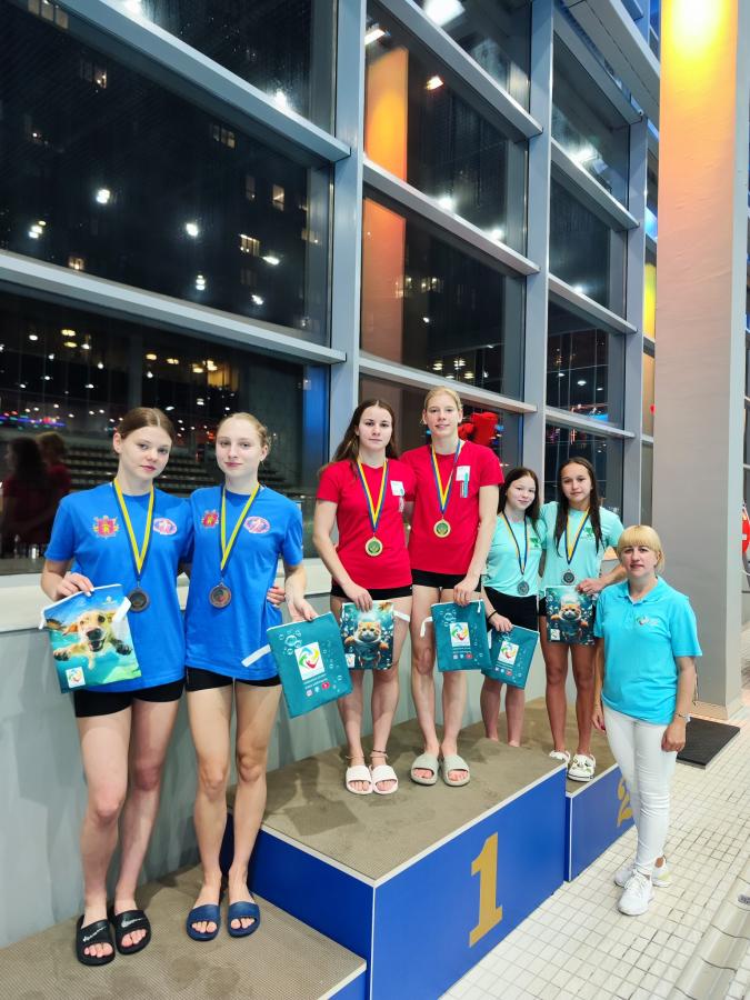 Стрибуни у воду з Луганщини вибороли три нагороди командної першості країни