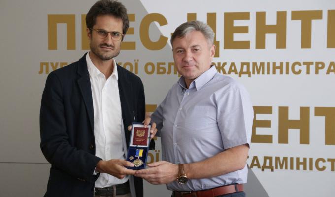 Юрій Гарбуз вручив обласну відзнаку Лоренцо Редальє