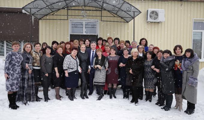 Юрій Гарбуз привітав представниць агропідприємств Луганщини зі святом весни