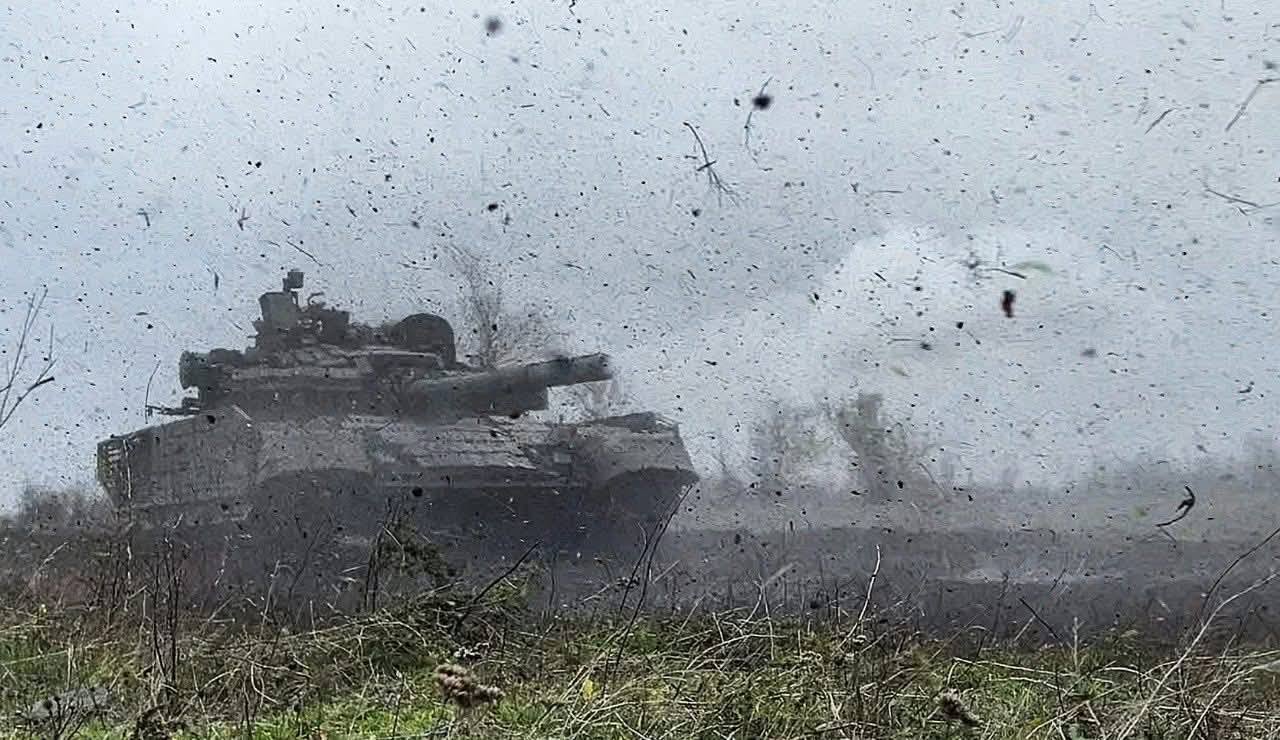 У 2026 році в «лнр» двічі підвищать тарифи на воду і тепло, понад 5,5 тисяч гірників Сорокинського району не отримують зарплату, біля Греківки окупанти здійснили 52 скиди з БпЛА