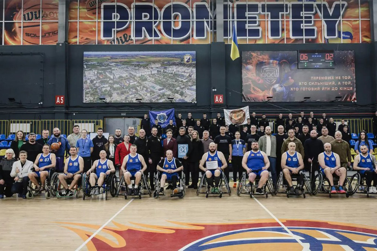 У Дніпрі сформували першу команду системи МВС з адаптивного баскетболу