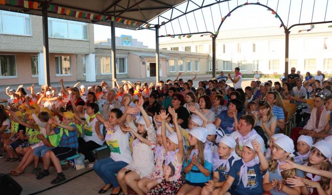 У позаміському закладі оздоровлення Сватівського району розпочалася перша зміна