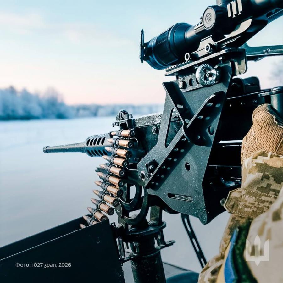 У Лисичанську перевстановили склопакети і двері з відремонтованого будинку на інший, за відсутності опалення в Сіверськодонецьку отримують рахунки, ворог атакував з боку Твердохлібового