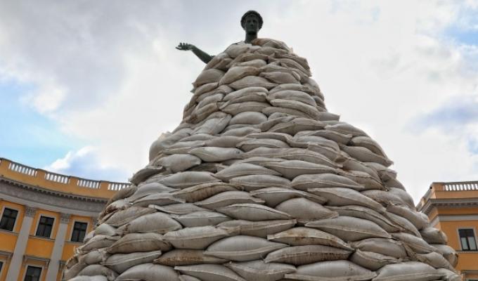 В Україні запустили проєкт для збору коштів на відновлення зруйнованої росіянами культурної спадщини