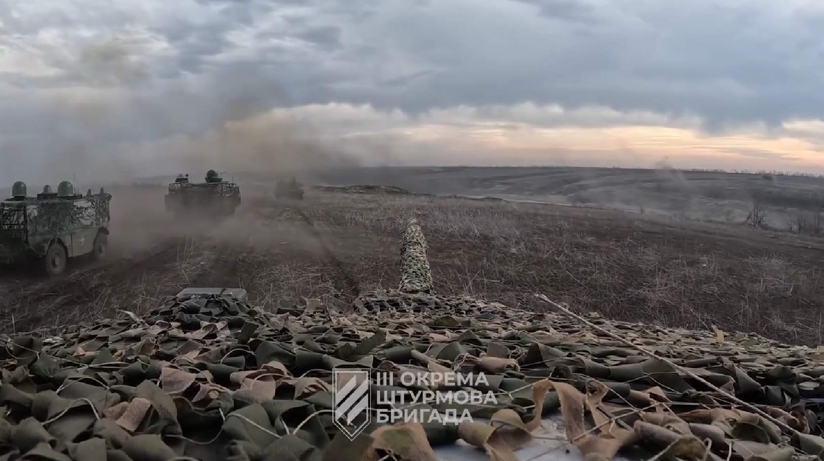 За звільнення села Надія Президент Зеленський подякував бійцям 3-ої окремої штурмової бригади, росіянам дозволили оформляти іпотеку в прифронтових містах Луганщини, до 7 квітня окупанти вимагають рубіжан змінити житлові ордери на російські