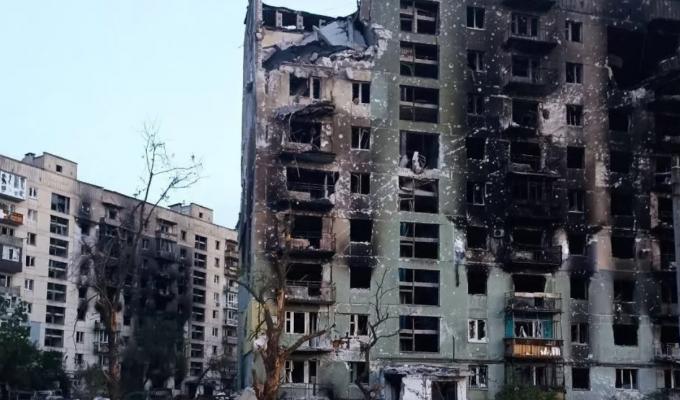 Повідомлення про руйнування росіянами майже 29 тисяч квартир подали жителі Луганщини