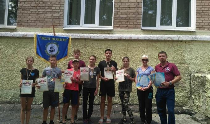 Юні жителі Луганщини узяли участь на Всеукраїнському етапі військово-патріотична гра «Сокіл»