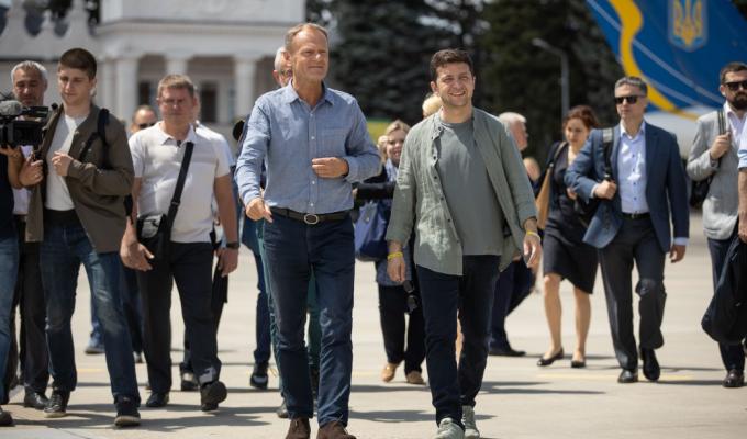 Президент України та Президент Європейської ради побували в Станиці Луганській