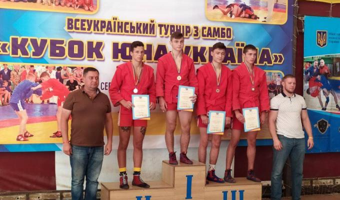 Три нагороди вибороли наші самбісти на всеукраїнському турнірі
