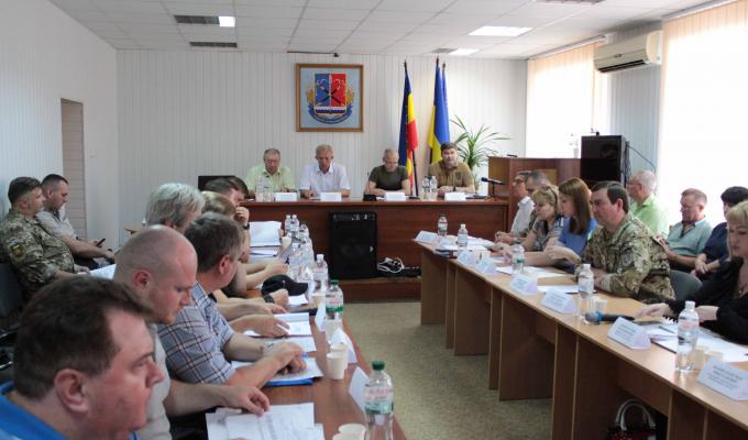 Проблеми прифронтових територій обговорили на виїзному засіданні Робочої групи Кабміну в Станиці Луганській